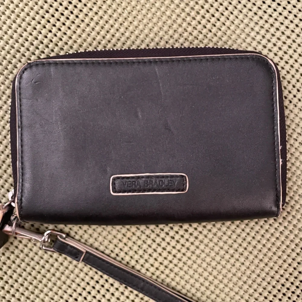 Vera Bradley wristlet wallet - Picture 7 of 8